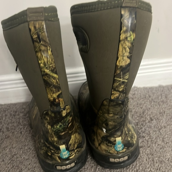 Bogs boys size 3 cameo boots - Picture 3 of 4